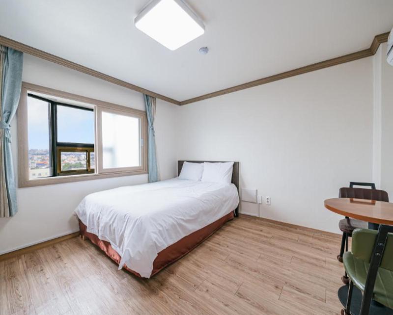 Top Island Hotel Jeju by Eksteriør bilde
