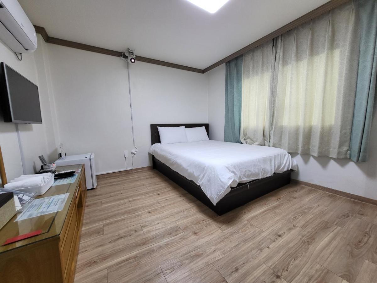 Top Island Hotel Jeju by Eksteriør bilde
