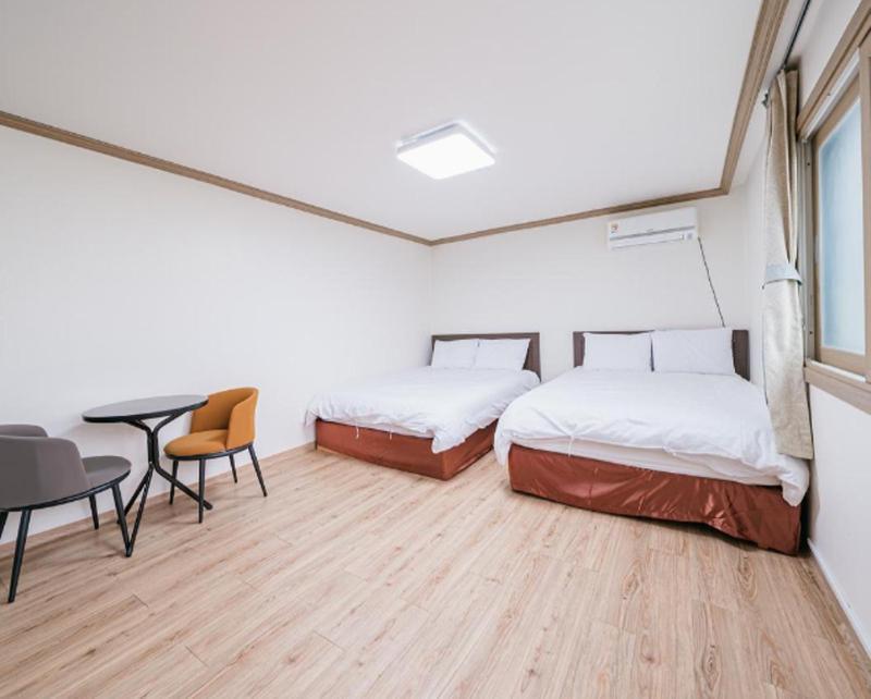 Top Island Hotel Jeju by Eksteriør bilde