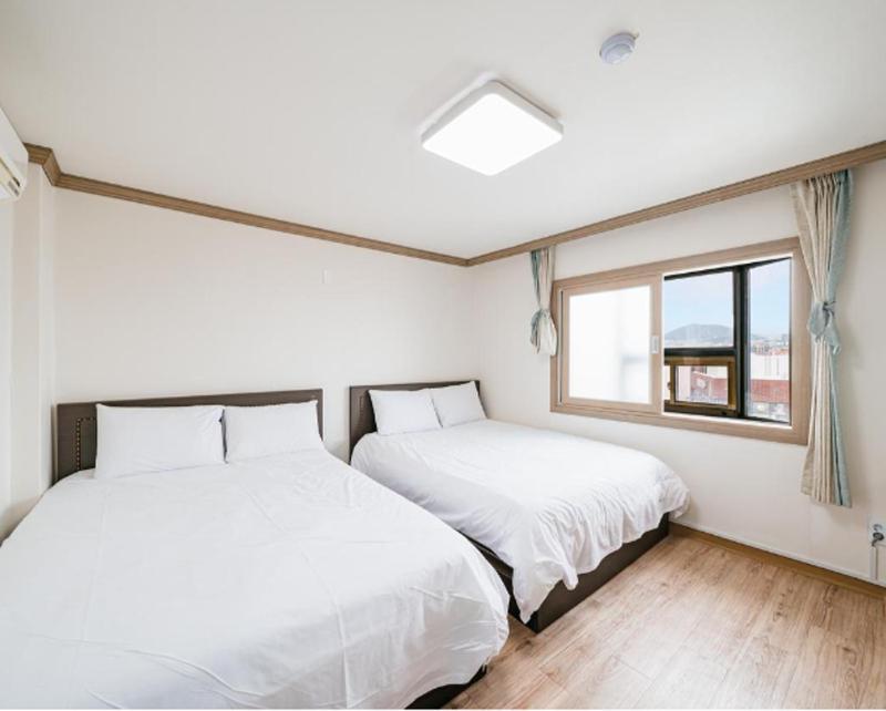 Top Island Hotel Jeju by Eksteriør bilde